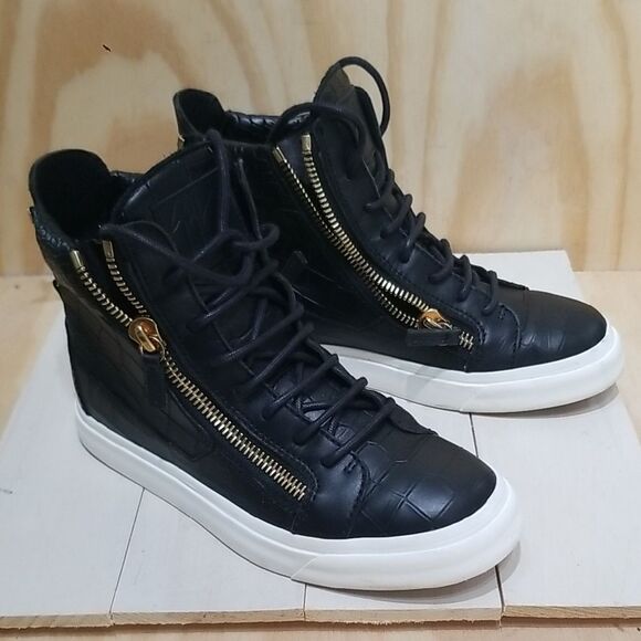 Giuseppe Zanotti   Leather Sneakers Gold Double Zipper Wmn's size 7.5 , EU 37.5 - Picture 1 of 10
